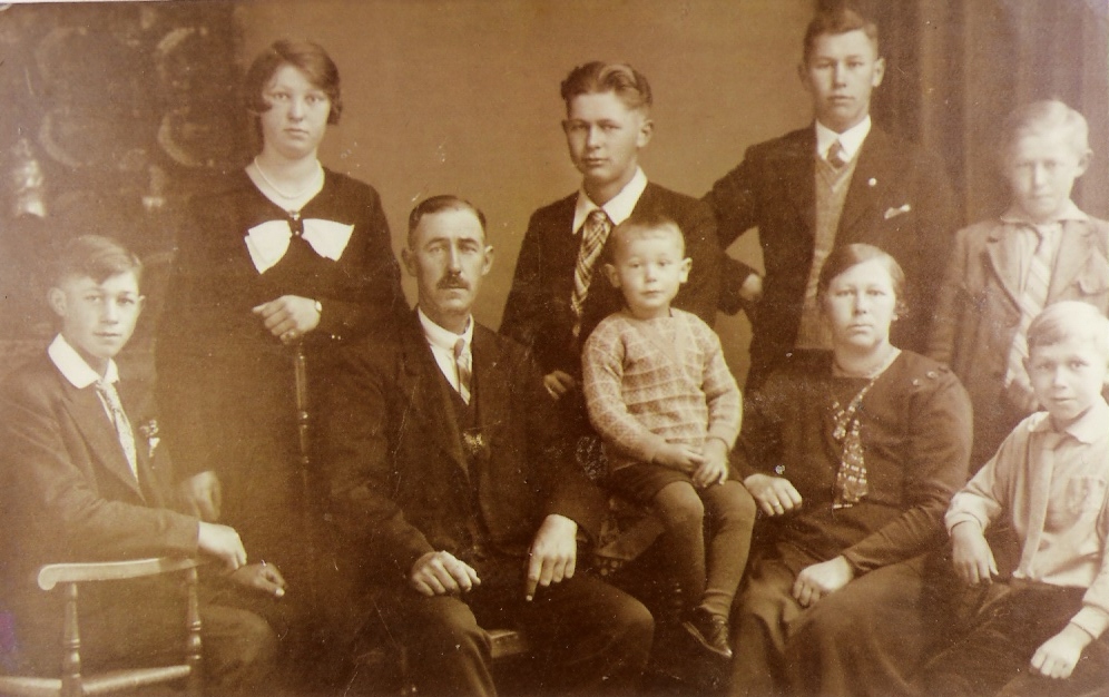 familieportret van keulen omstreeks 1935